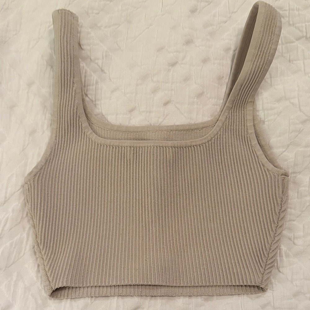 Babaton Ribbed Cream Top - Picture 3 of 3